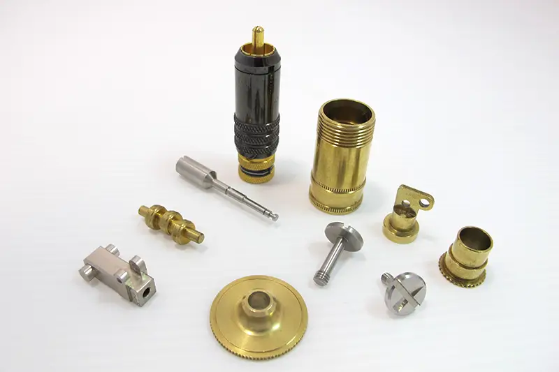 峻鴻車銑複合加工廠